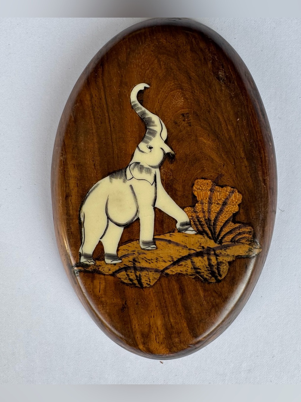 Vintage White Elephants Inlaid in Solid Wood Wall Art Plaque Inlay Home Decor